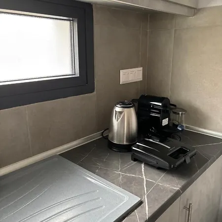 Elinor Apartments Флогита Экстерьер фото