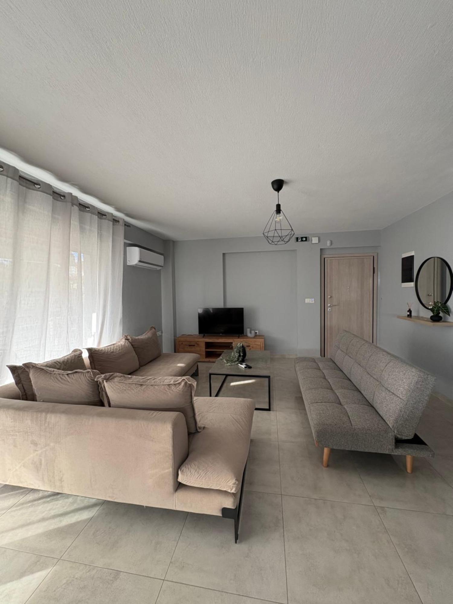 Apartment Elinor *