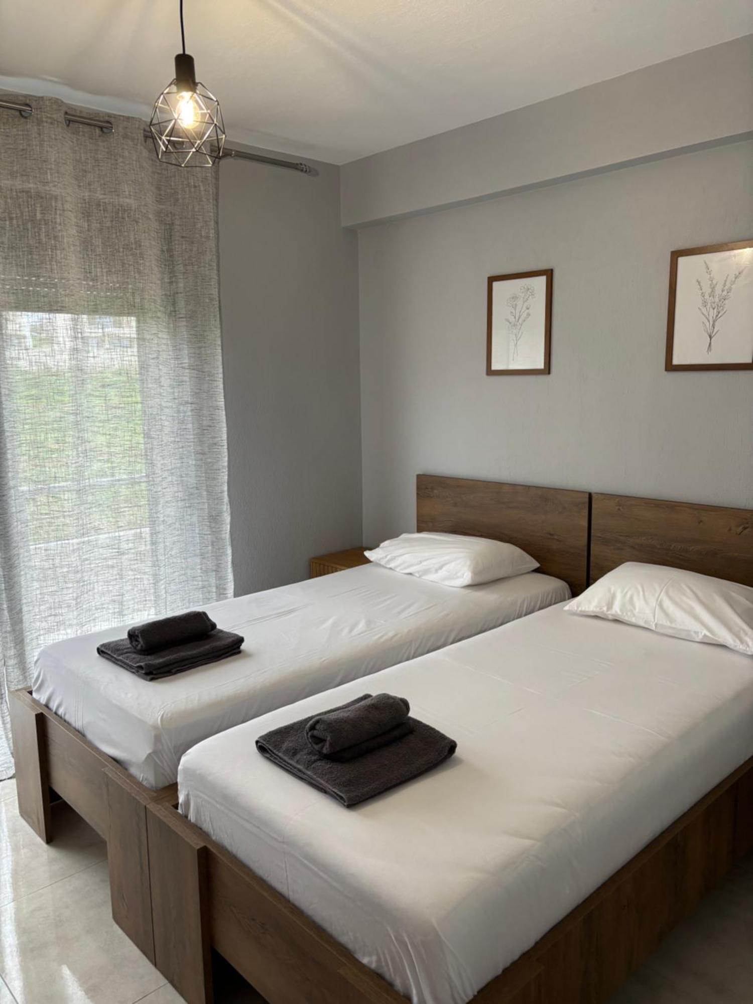 Elinor Apartment *